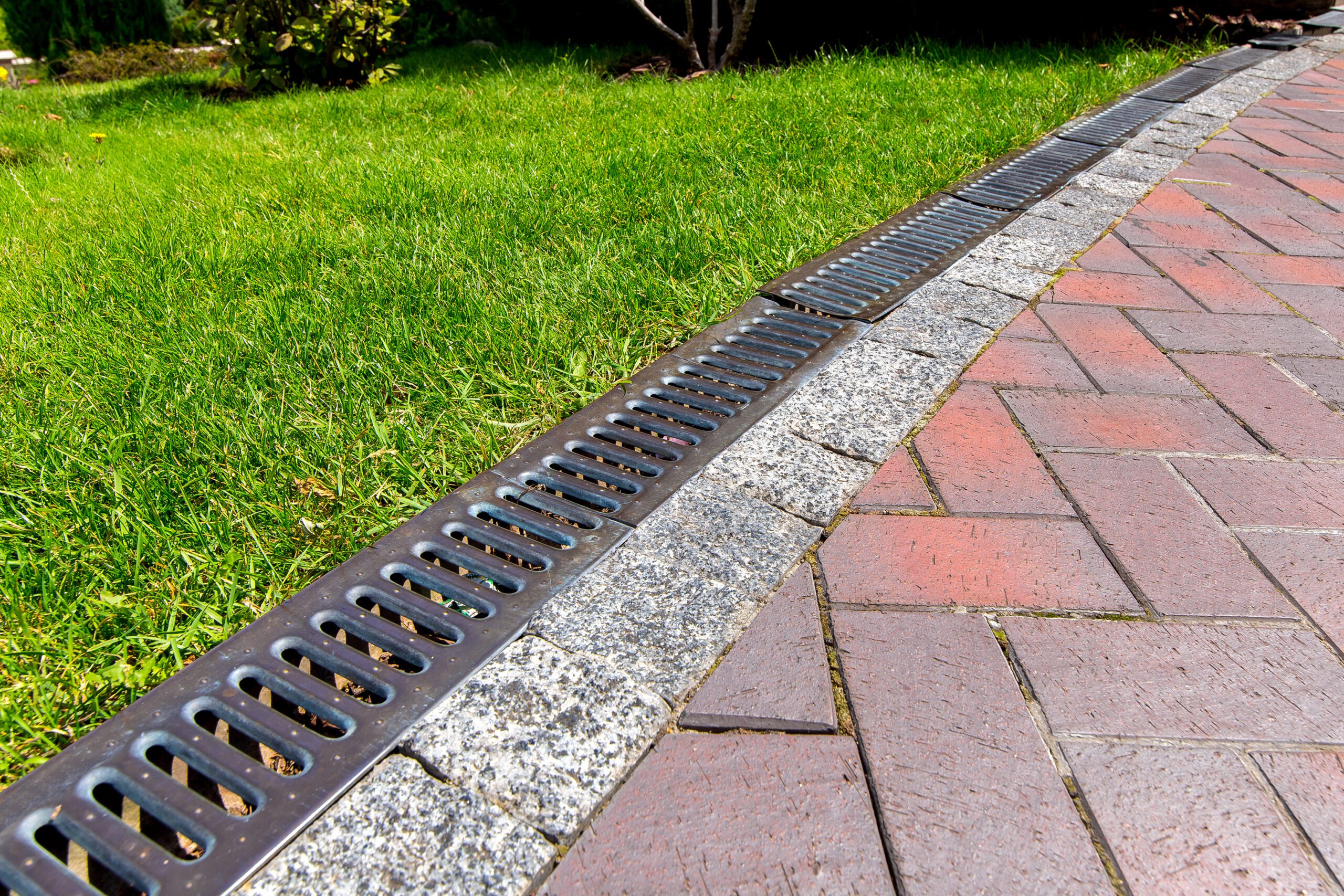 What is the Best Paver Edge Restraint? Everything About Paver Edge Restraints