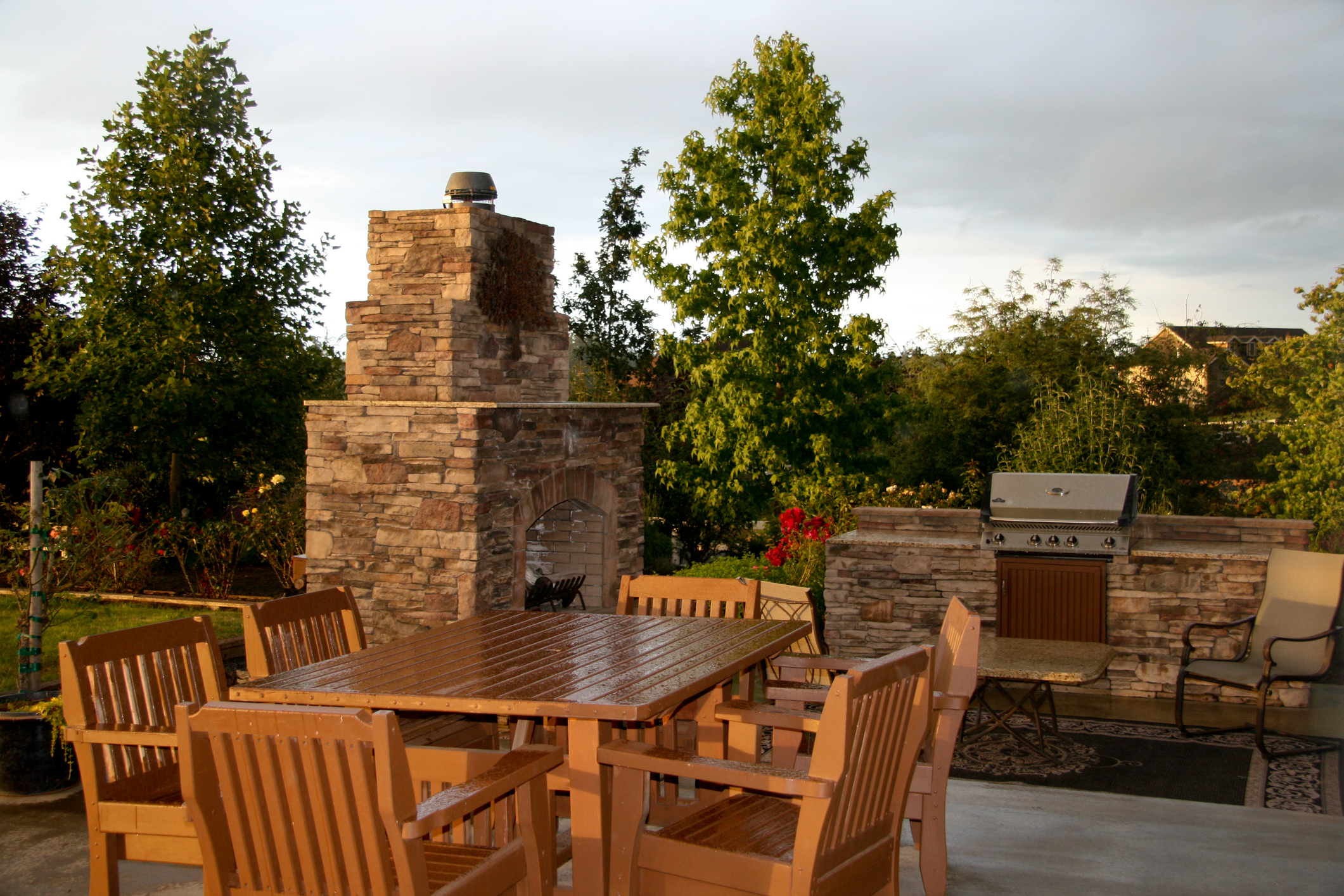 How to Create the Perfect Outdoor Kitchen for Your Home